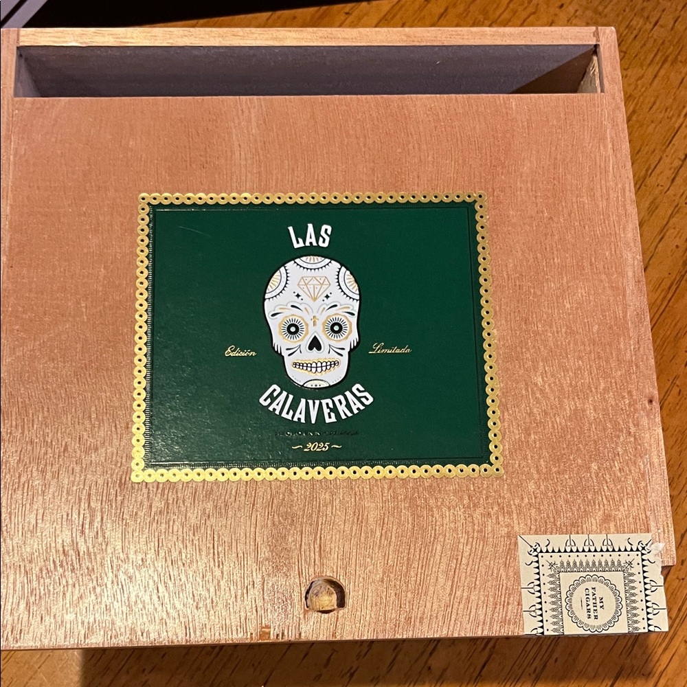 Las Calaveras Wooden Cigar Box with Skull Design